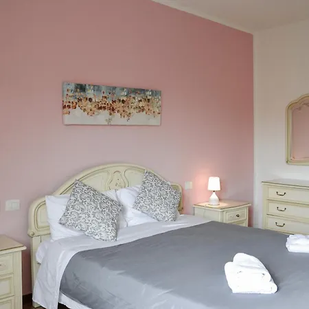 Casa Felicity ורונה